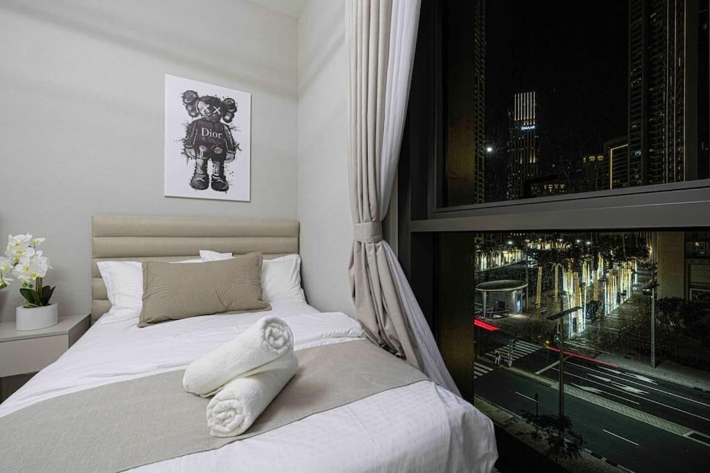 6 Pers Burj And Fountains View Apartment Dubai