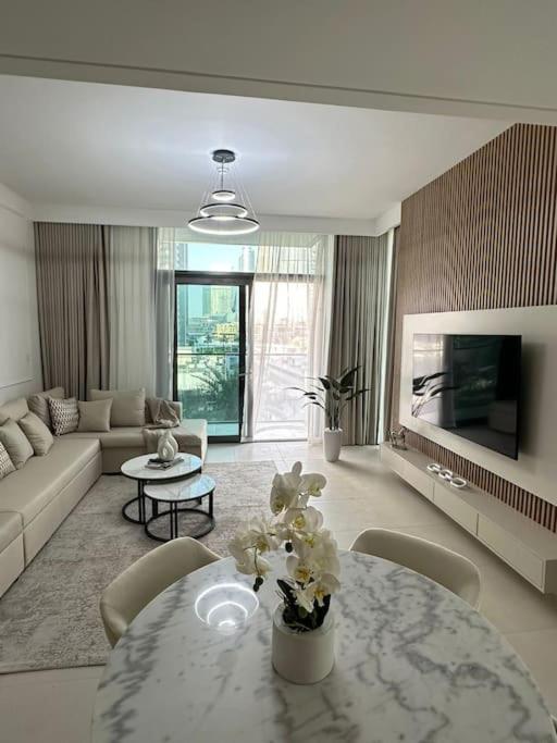 6 Pers Burj And Fountains View Apartment