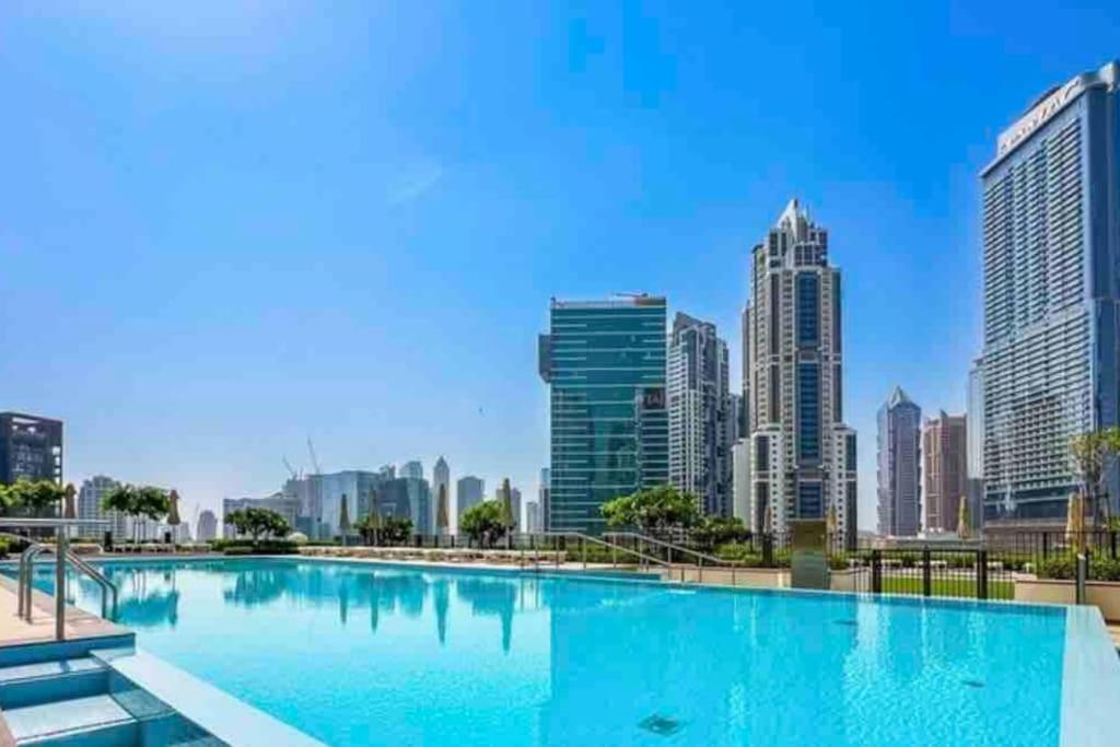 6 Pers Burj And Fountains View Apartment Dubai